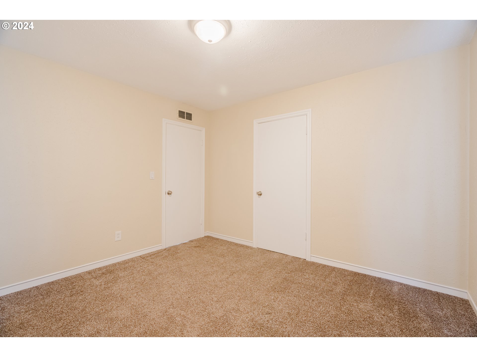 13295 Southwest Hazel Street Beaverton, OR 97005 - Photo 22 of 35 Gallery Image 22