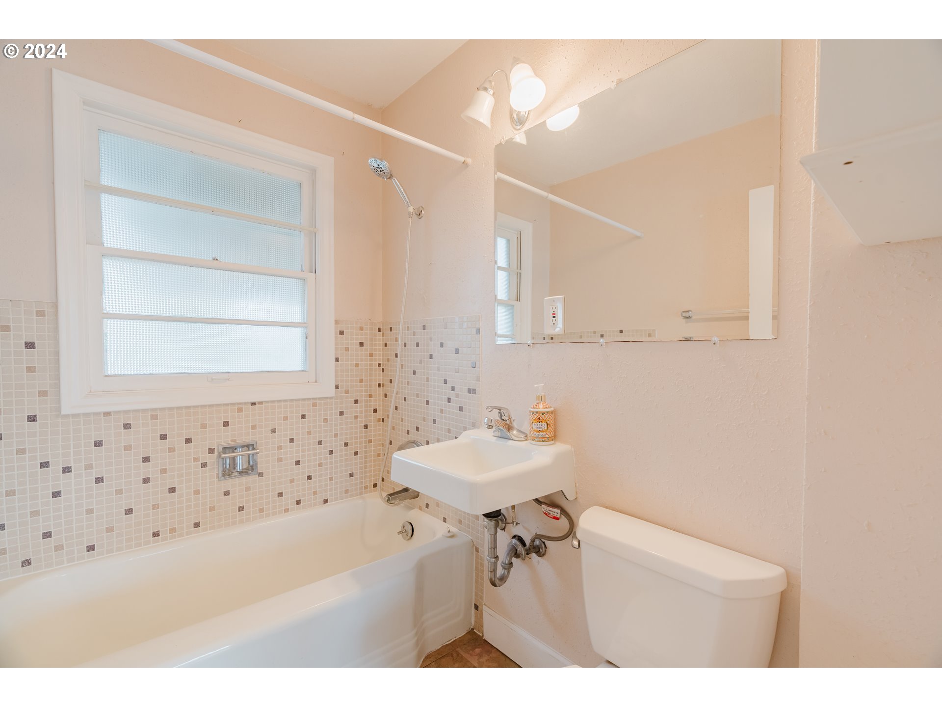 13295 Southwest Hazel Street Beaverton, OR 97005 - Photo 23 of 35 Gallery Image 23