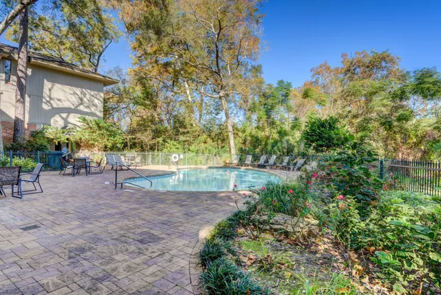 a view of garden with patio