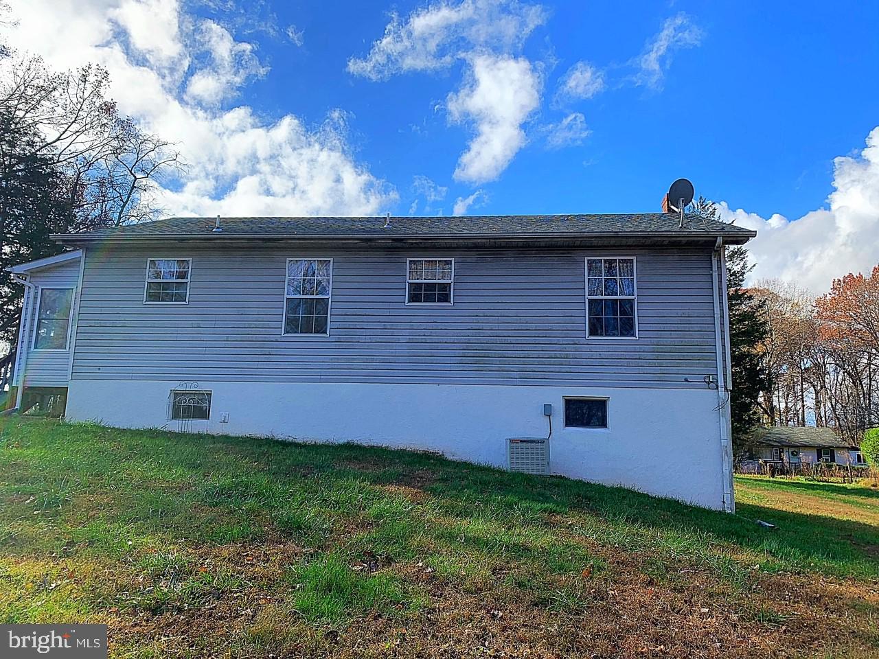 12233 Grindstone Road Boston, VA 22713 - Photo 17 of 26