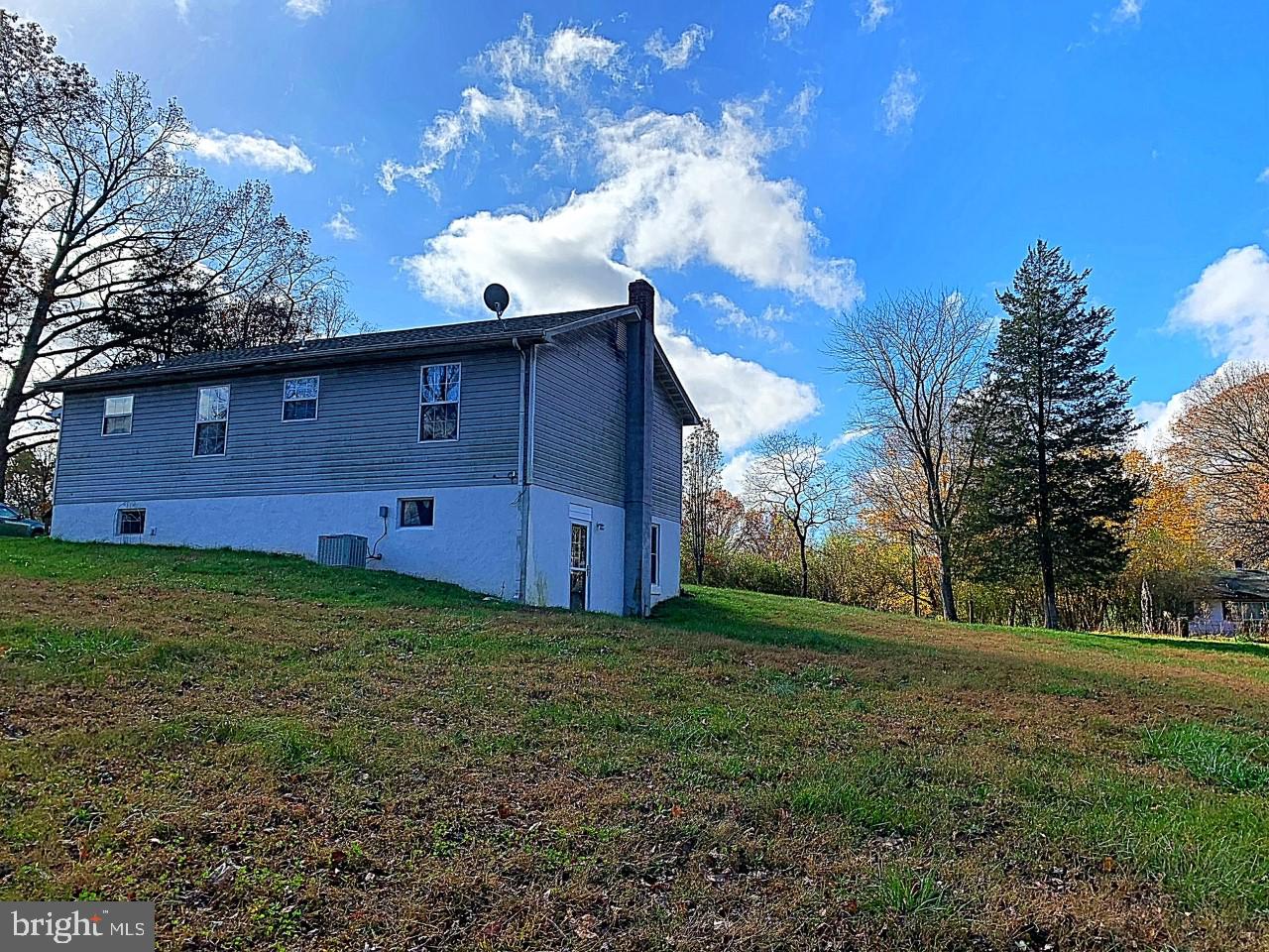 12233 Grindstone Road Boston, VA 22713 - Photo 18 of 26
