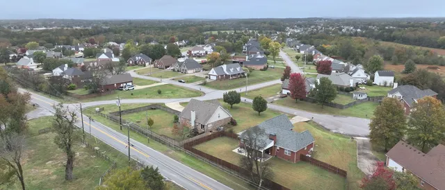 $475,000 | 102 South Winter Wood Drive, Murfreesboro, TN 37129