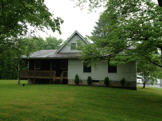 754 Mercer Road Franklin, PA 16323 - Photo 1 of 1 Gallery Image 1