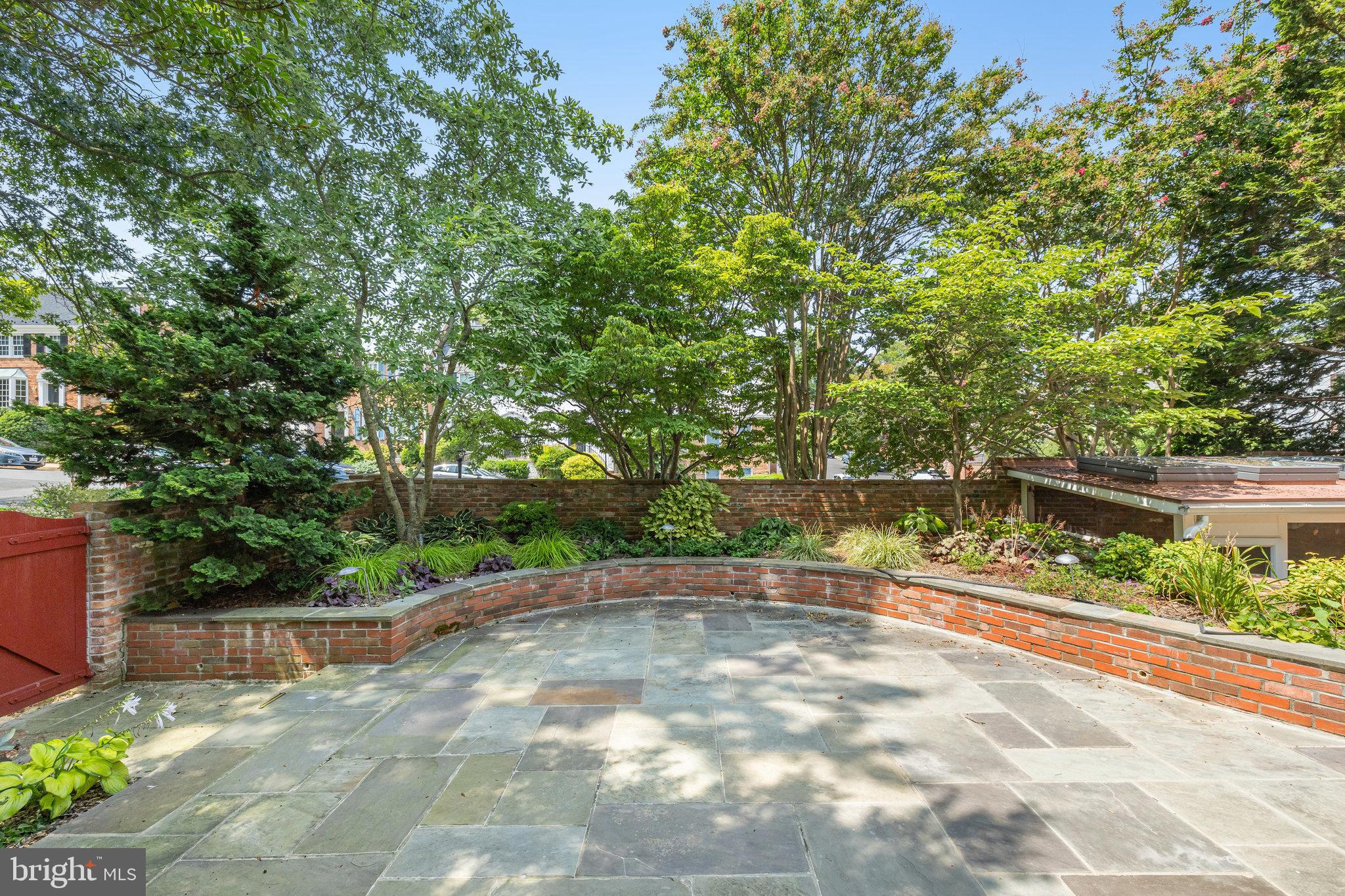 6759 Towne Lane Road McLean, VA 22101 - Photo 54 of 64 Rear yard