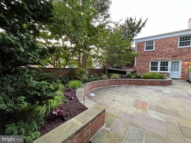 $1,100,000 | 6759 Towne Lane Road, McLean, VA 22101