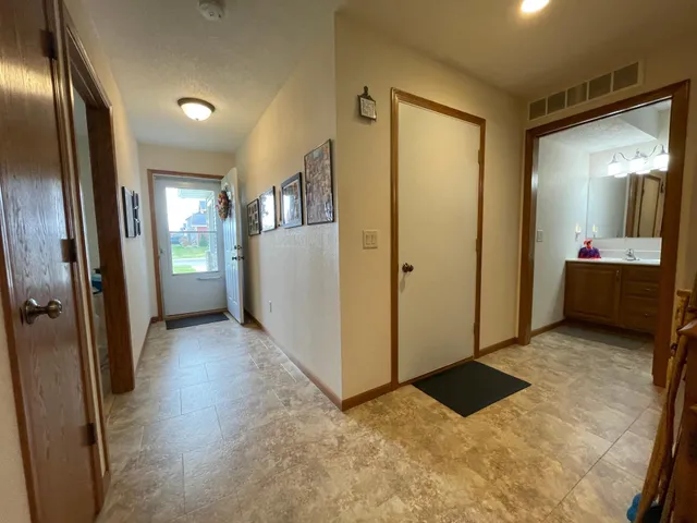 $279,900 | 109 Brittany Way Southeast, Grand Meadow, MN 55936