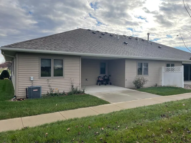 $279,900 | 109 Brittany Way Southeast, Grand Meadow, MN 55936