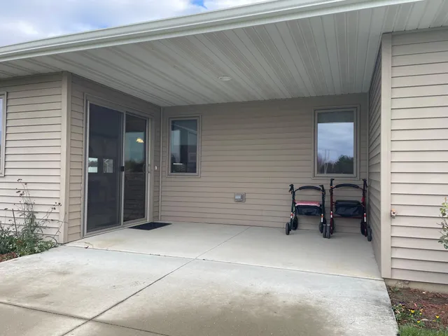 $279,900 | 109 Brittany Way Southeast, Grand Meadow, MN 55936