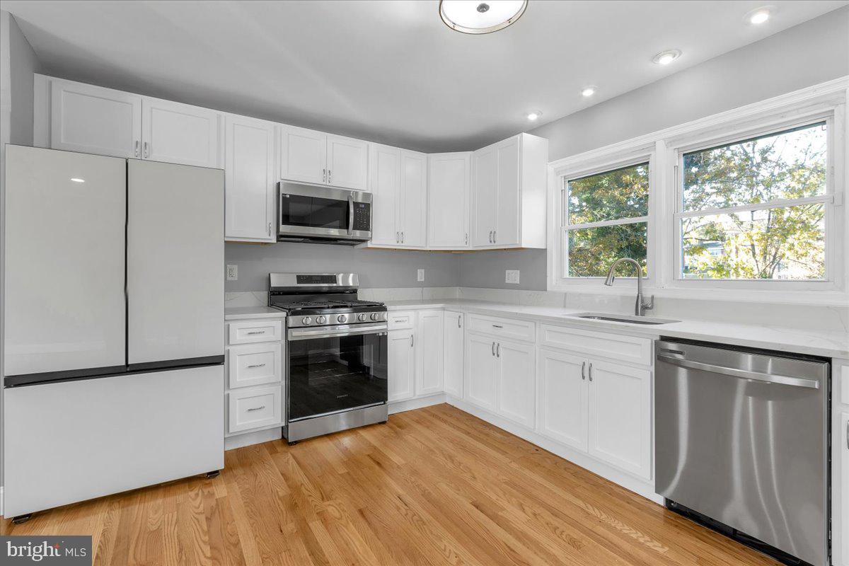 4708 Brinkley Road Temple Hills, MD 20748 - Photo 4 of 20 Kitchen