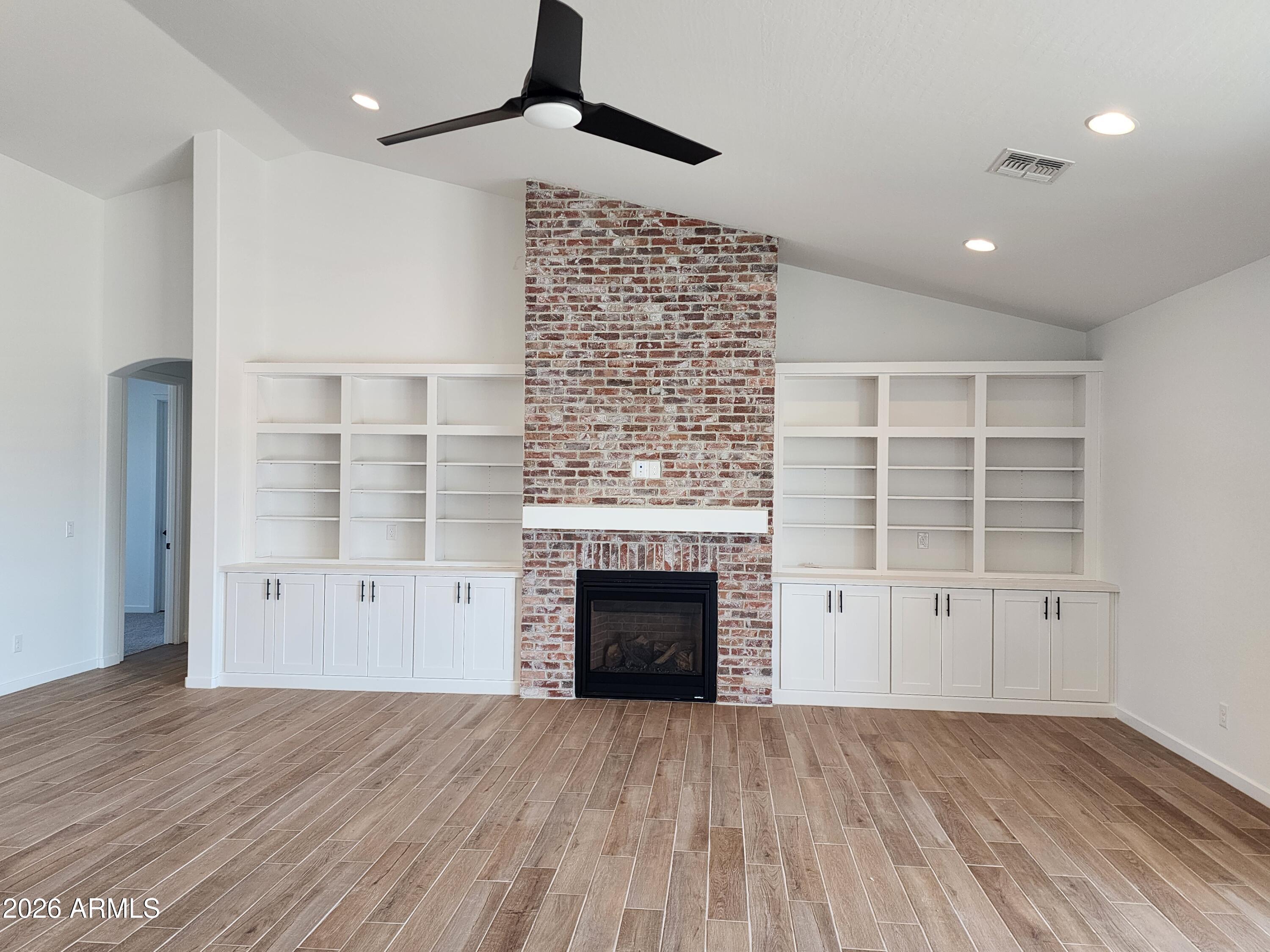 1864 East New River Road Phoenix, AZ 85086 - Photo 3 of 16 FIREPLACE