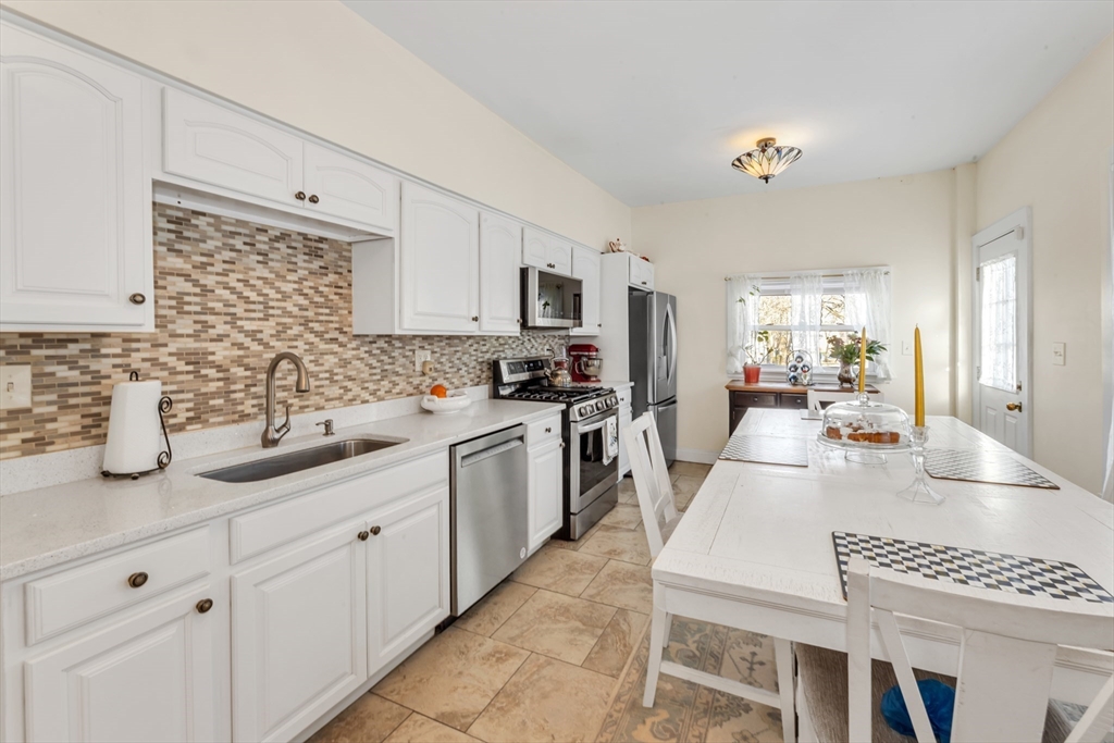 13 Winslow Street, Unit 13 Boston, MA 02136 - Photo 13 of 37