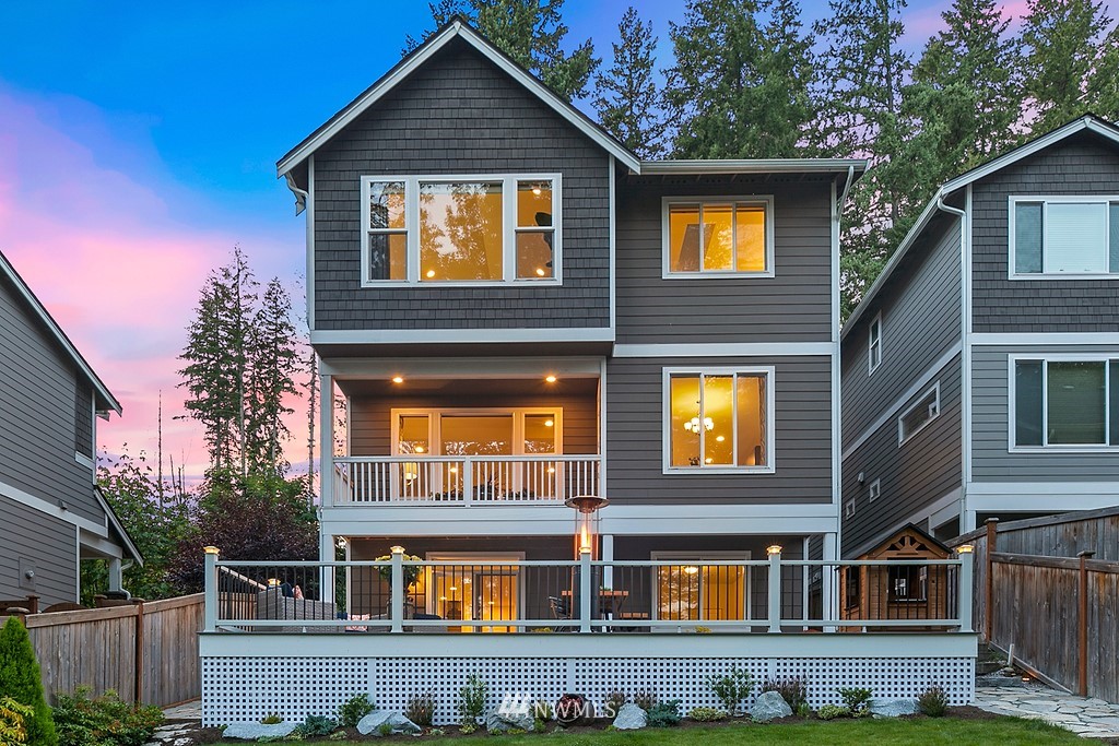 17507 3rd Avenue Southeast Bothell, WA 98012 - Photo 34 of 40 a front view of residential houses with yard