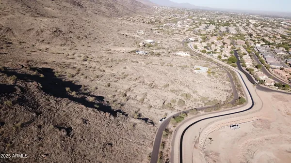 $825,000 | 3670 East Highline Canal Road, Phoenix, AZ 85042