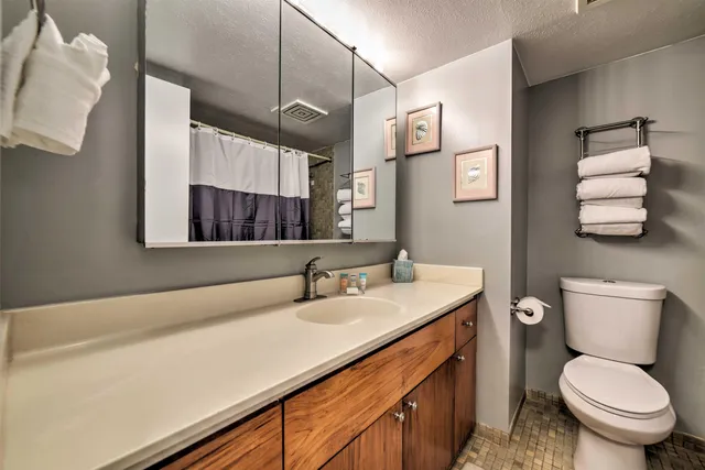 $755,000 | 4242 Lower Honoapiilani Road, Unit F207, Lahaina, HI 96761