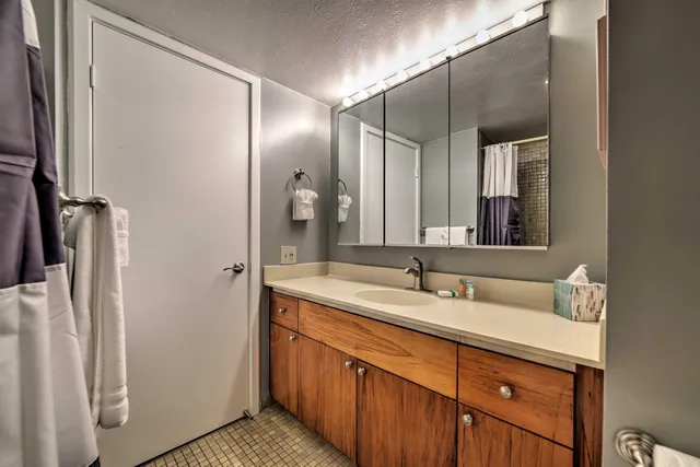 $755,000 | 4242 Lower Honoapiilani Road, Unit F207, Lahaina, HI 96761