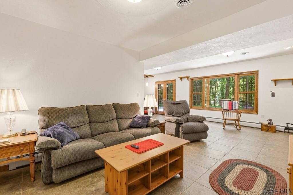 389 Stepping Stone Road Somerset, PA 15501 - Photo 49 of 79 Gallery Image 49