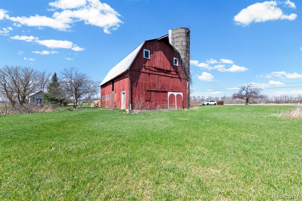 9269 Dixon Road Monroe, MI 48161 - Photo 49 of 57