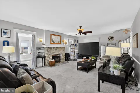 $359,900 | 346 Wayne Avenue, Lansdowne, PA 19050