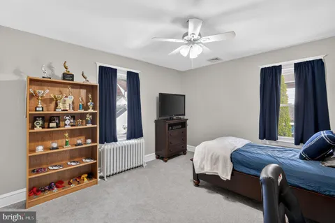 $359,900 | 346 Wayne Avenue, Lansdowne, PA 19050