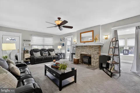 $359,900 | 346 Wayne Avenue, Lansdowne, PA 19050