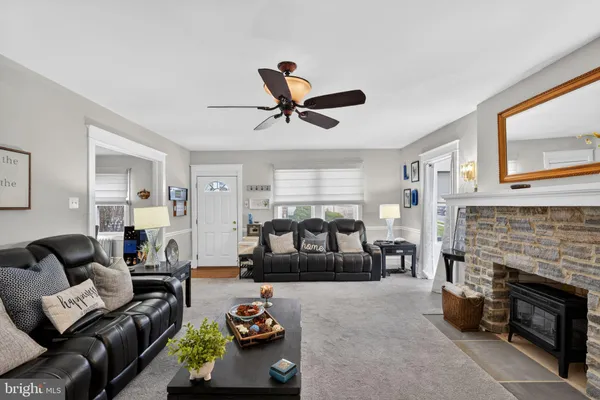 $375,000 | 346 Wayne Avenue, Lansdowne, PA 19050