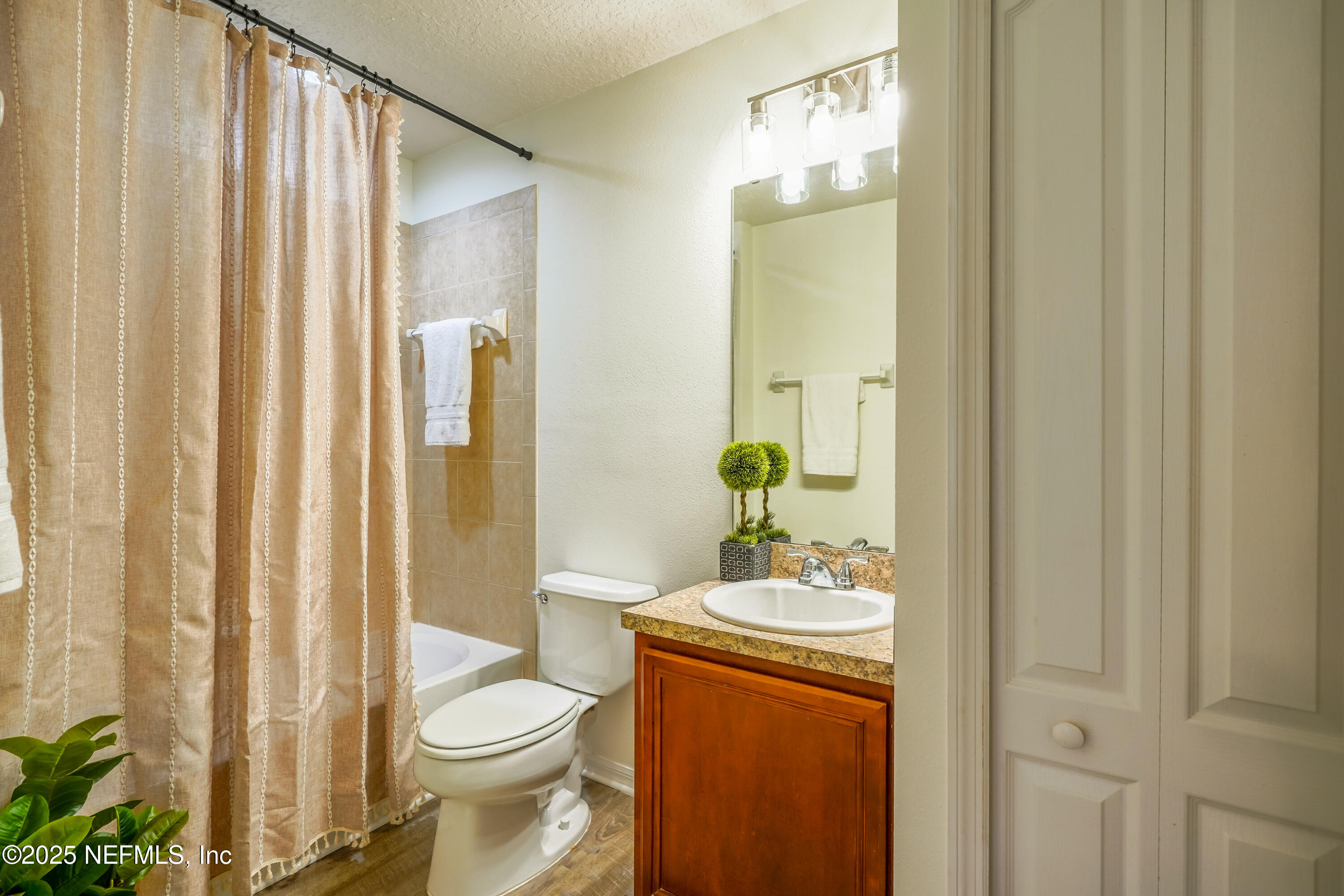 274 Syrah Way St. Augustine, FL 32084 - Photo 13 of 25 013274SyrahWay013