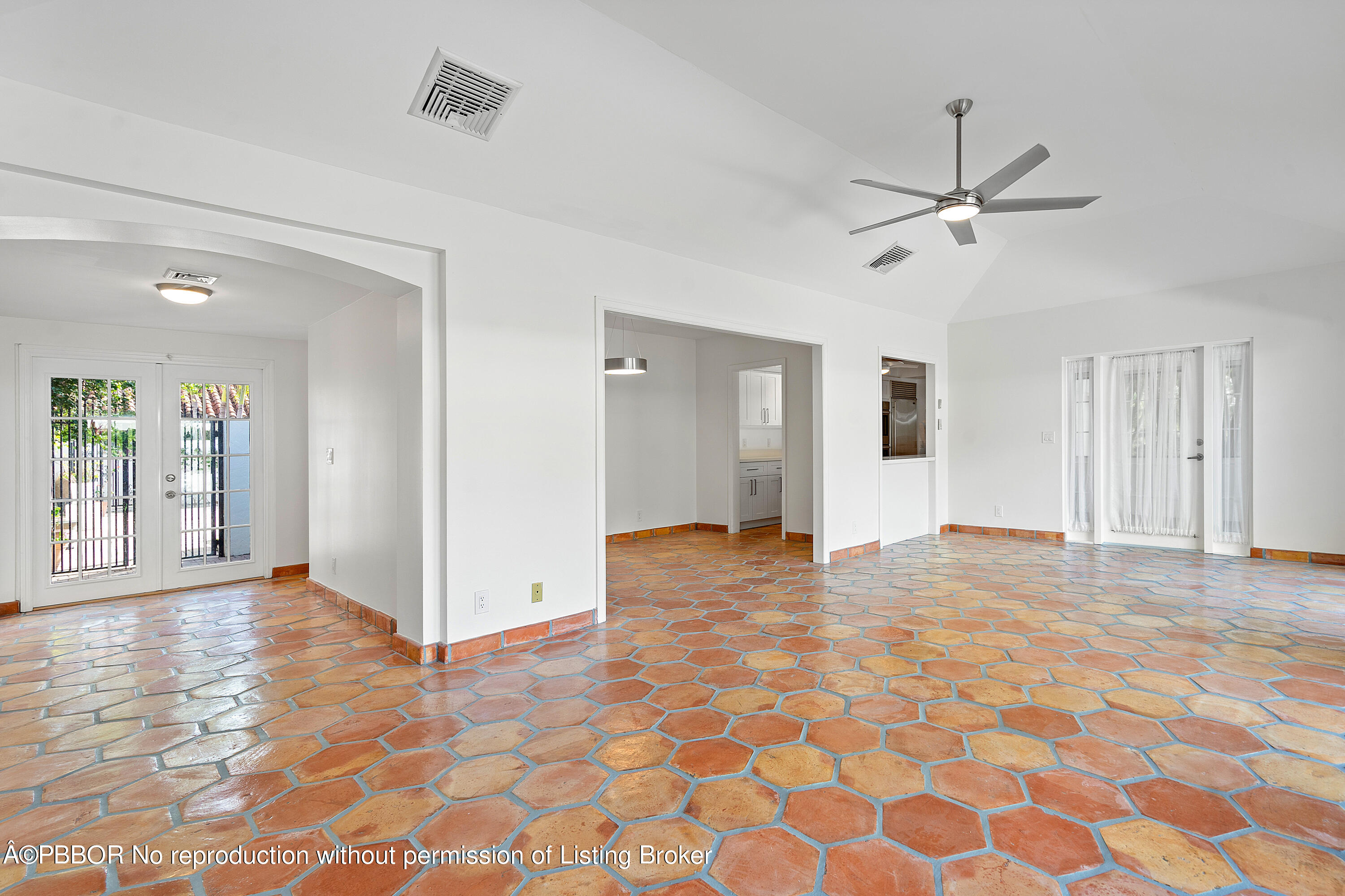 6 Little Pond Road, Unit 6 Manalapan, FL 33462 - Photo 16 of 36 017-6LittlePondRoad-Manalapan-FL-33462-F