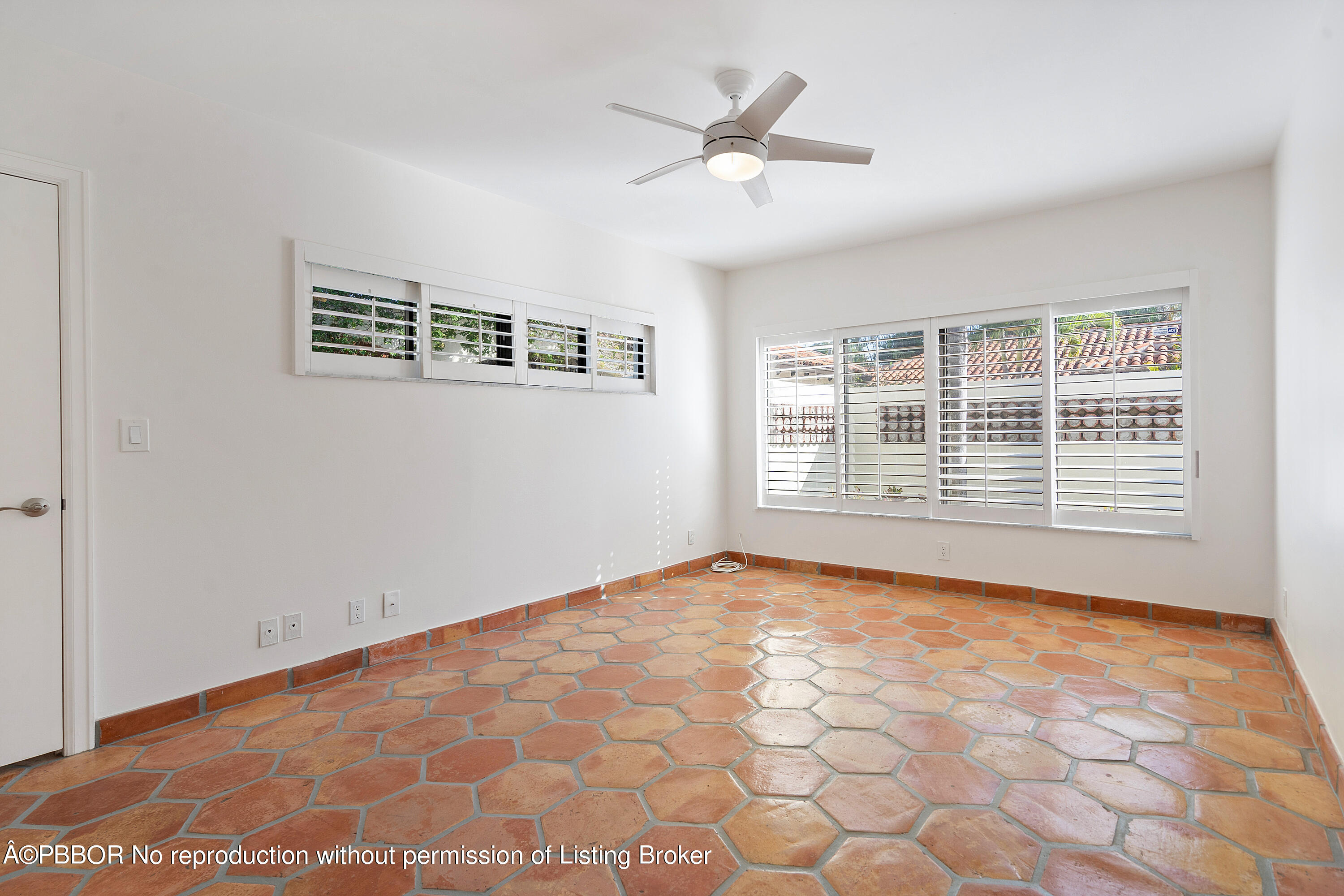 6 Little Pond Road, Unit 6 Manalapan, FL 33462 - Photo 20 of 36 Primary Bedroom