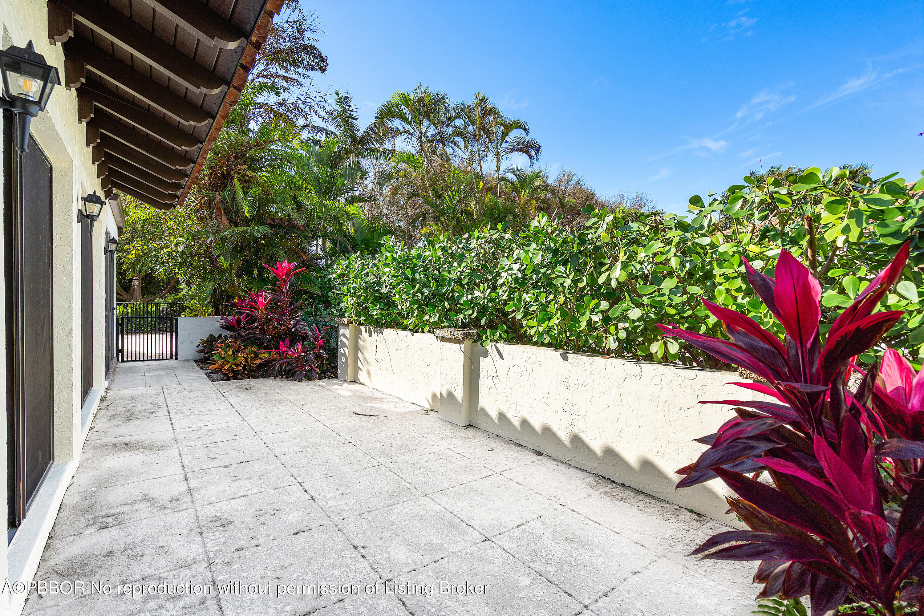 6 Little Pond Road, Unit 6 Manalapan, FL 33462 - Photo 7 of 36 030-6LittlePondRoad-Manalapan-FL-33462-F