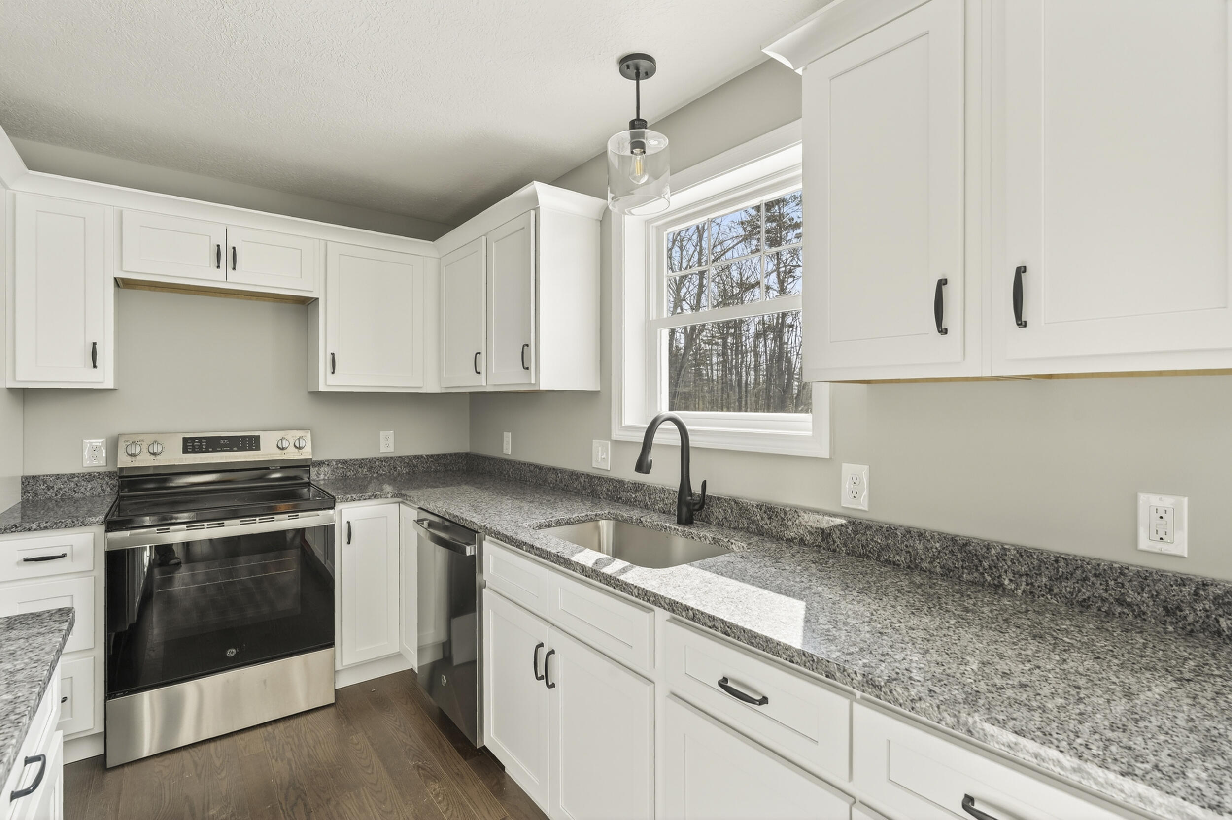 5 Blaine Road, Unit 107 Saco, ME 04072 - Photo 17 of 40 Similar To Built - MODEL HOME