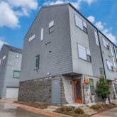 $2,850 | 427 West 10th Street, Dallas, TX 75208