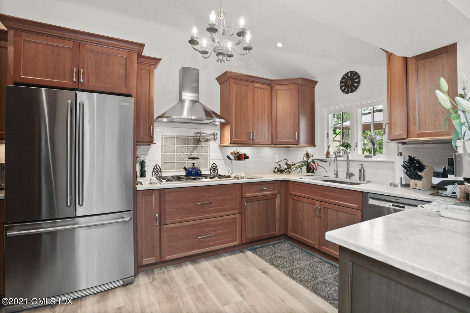 20 Byram Shore Road Greenwich, CT 06830 - Photo 14 of 39 20 Byram Shore Rd Greenwich CT-large-019
