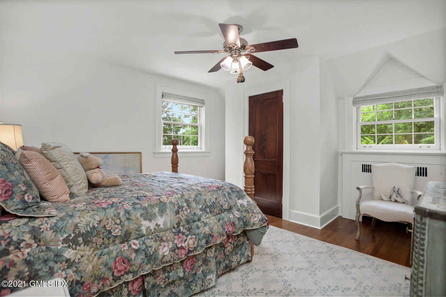 20 Byram Shore Road Greenwich, CT 06830 - Photo 20 of 39 20 Byram Shore Rd Greenwich CT-large-026