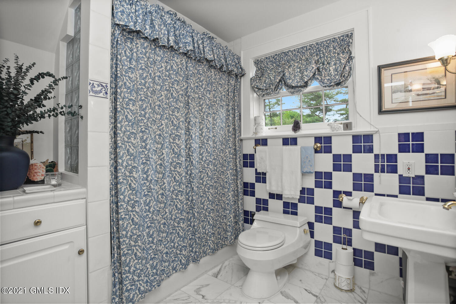 20 Byram Shore Road Greenwich, CT 06830 - Photo 21 of 39 20 Byram Shore Rd Greenwich CT-large-027