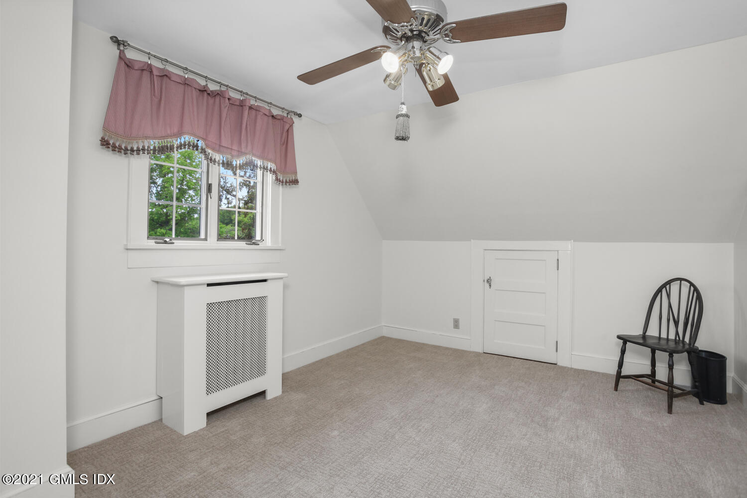 20 Byram Shore Road Greenwich, CT 06830 - Photo 24 of 39 20 Byram Shore Rd Greenwich CT-large-029