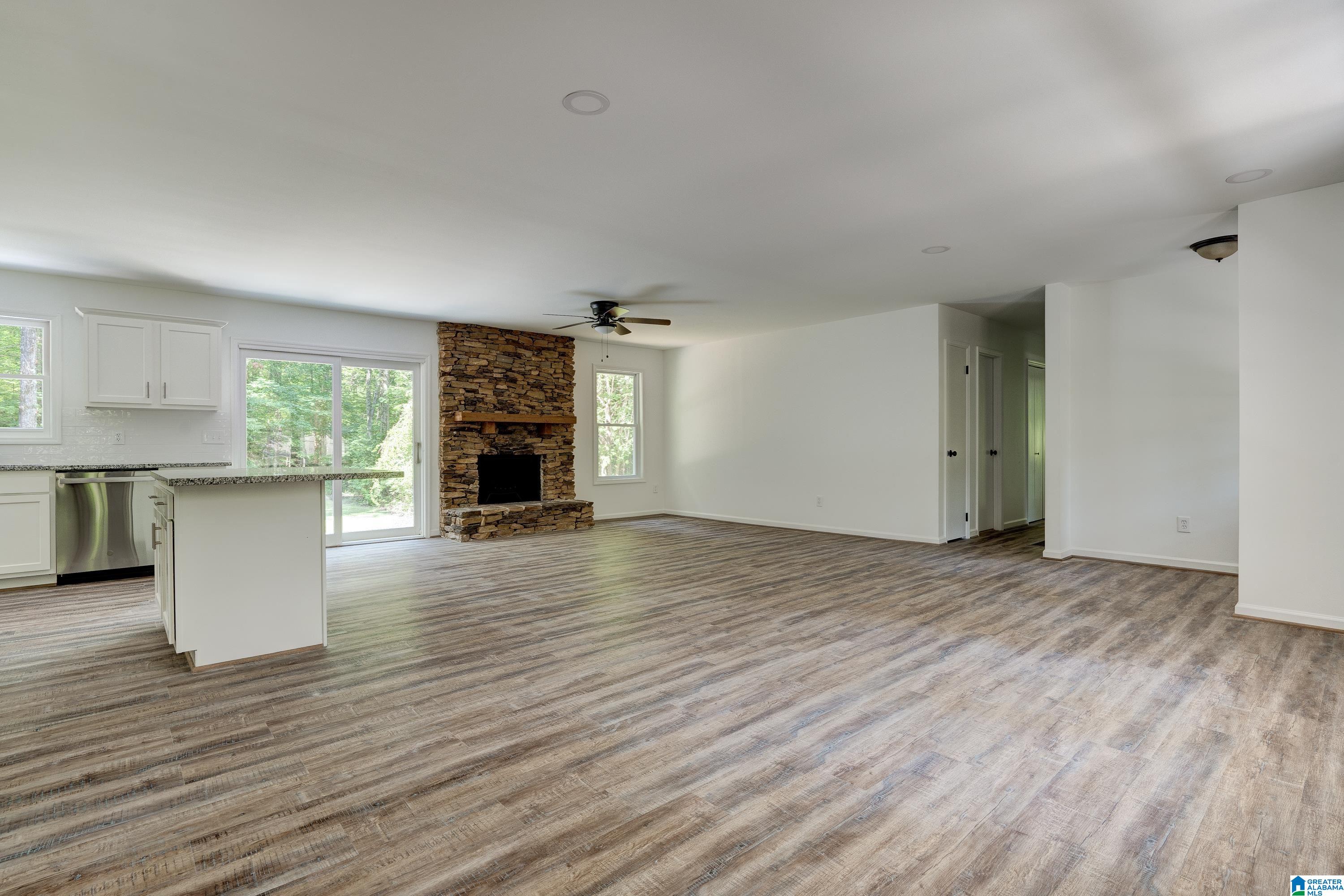6530 Mountain Heights Road Pinson, AL 35126 - Photo 9 of 31