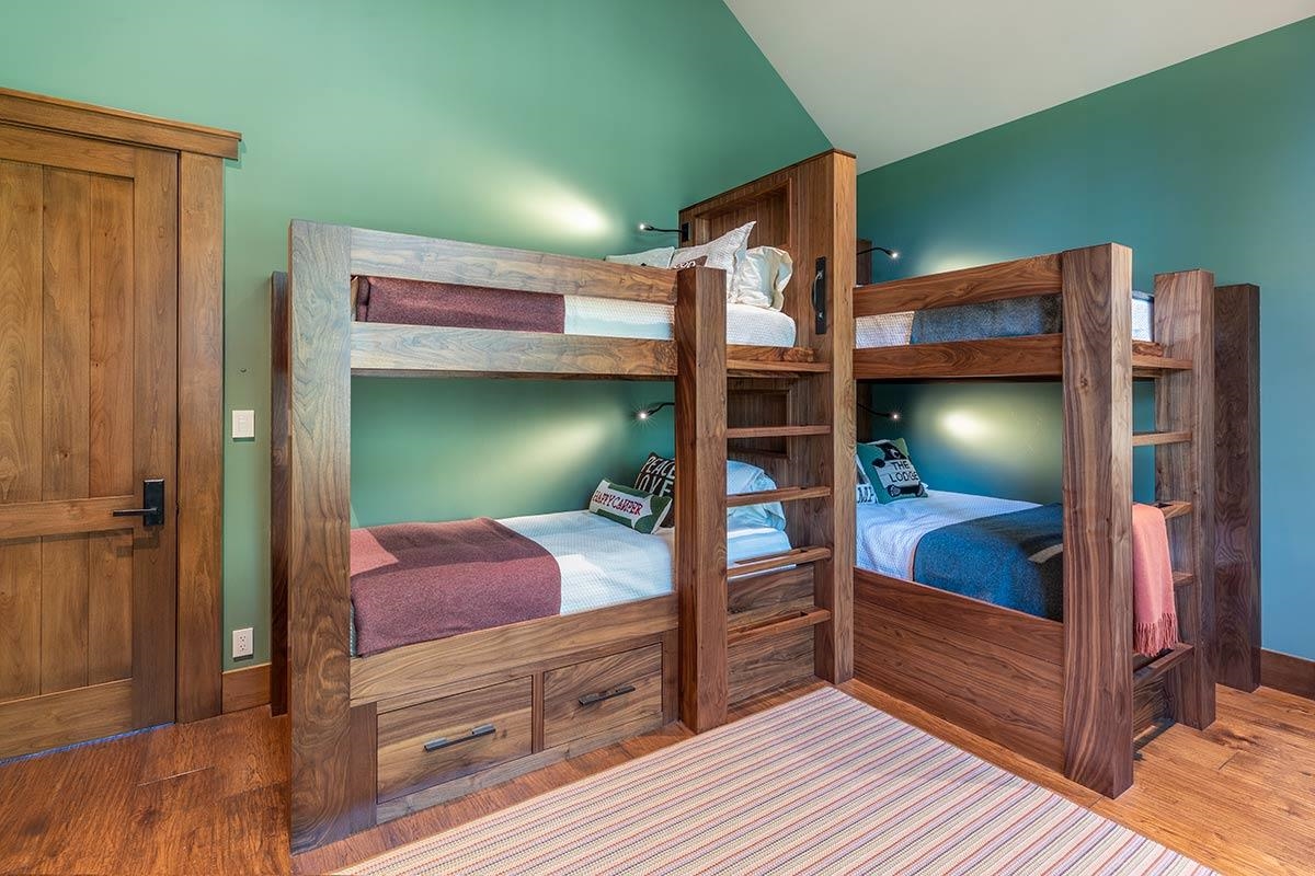 8094 Fallen Leaf Way Truckee, CA 96161 - Photo 27 of 28 a bedroom with a bed and a closet