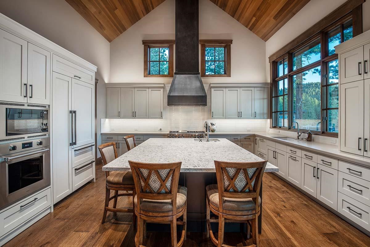 8094 Fallen Leaf Way Truckee, CA 96161 - Photo 7 of 28 a kitchen with a stove a sink and a refrigerator