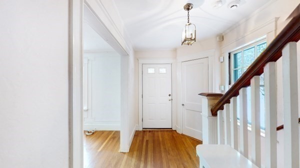 89 Eastbourne Road Newton, MA 02459 - Photo 5 of 26