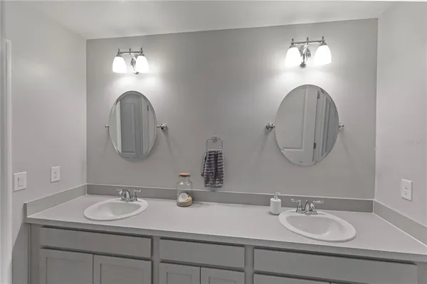 $499,999 | 2944 Scarlett Drive, St. Cloud, FL 34772