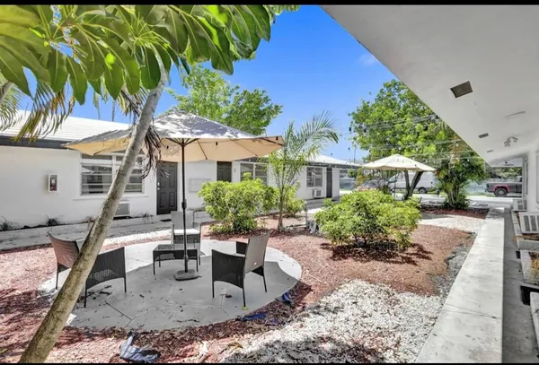 $1,625 | 820 Northeast 16th Avenue, Unit 8, Fort Lauderdale, FL 33304