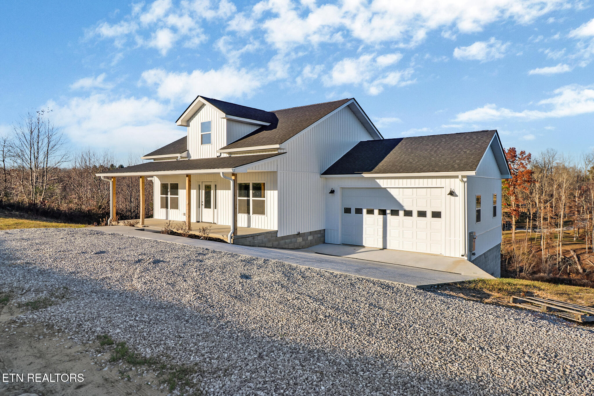 167 Pine Creek Road Oneida, TN 37841 - Photo 5 of 39 if1a7700-if1a7704 - Copy