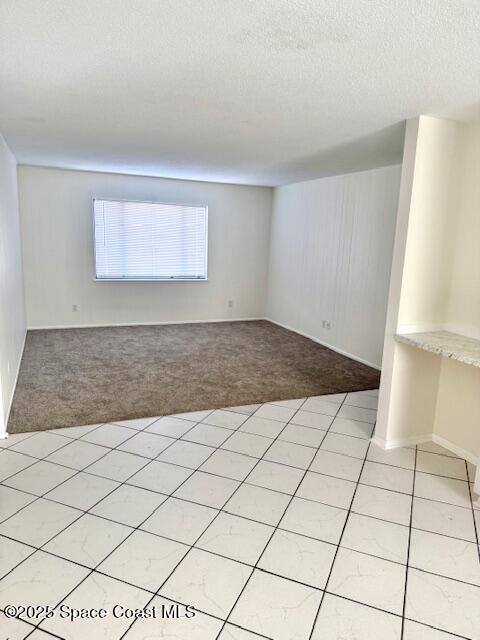 4304 London Town Road, Unit B205 Titusville, FL 32796 - Photo 4 of 8 a view of a livingroom and window