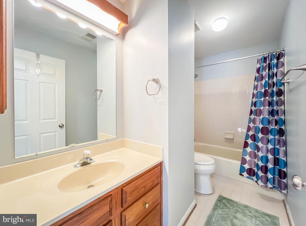 312 Edinburgh Road Chadds Ford, PA 19317 - Photo 24 of 41 Upper level, full bath