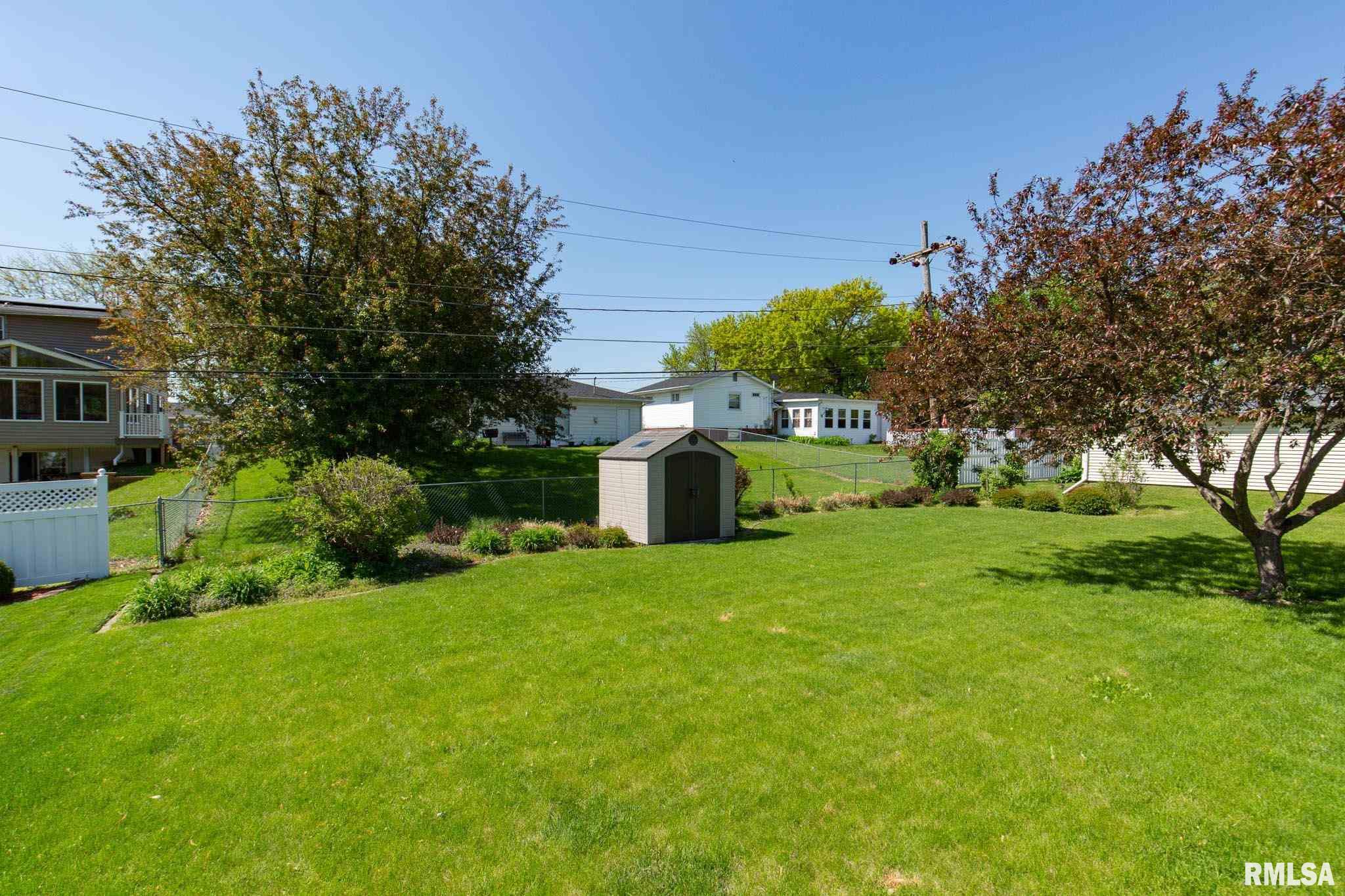 629 Westerfield Road Davenport, IA 52806 - Photo 25 of 28 Gallery Image 25