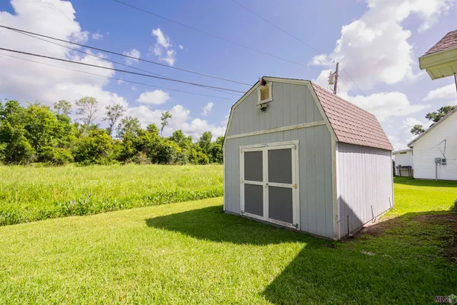 $205,000 | 430 Fantastic Acres Boulevard, Raceland, LA 70394