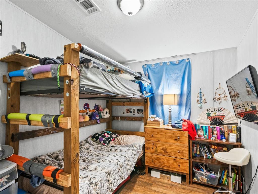 17090 Southeast 173rd Terrace Road Weirsdale, FL 32195 - Photo 37 of 54