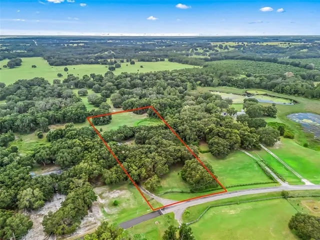 $425,000 | 17090 Southeast 173rd Terrace Road, Weirsdale, FL 32195