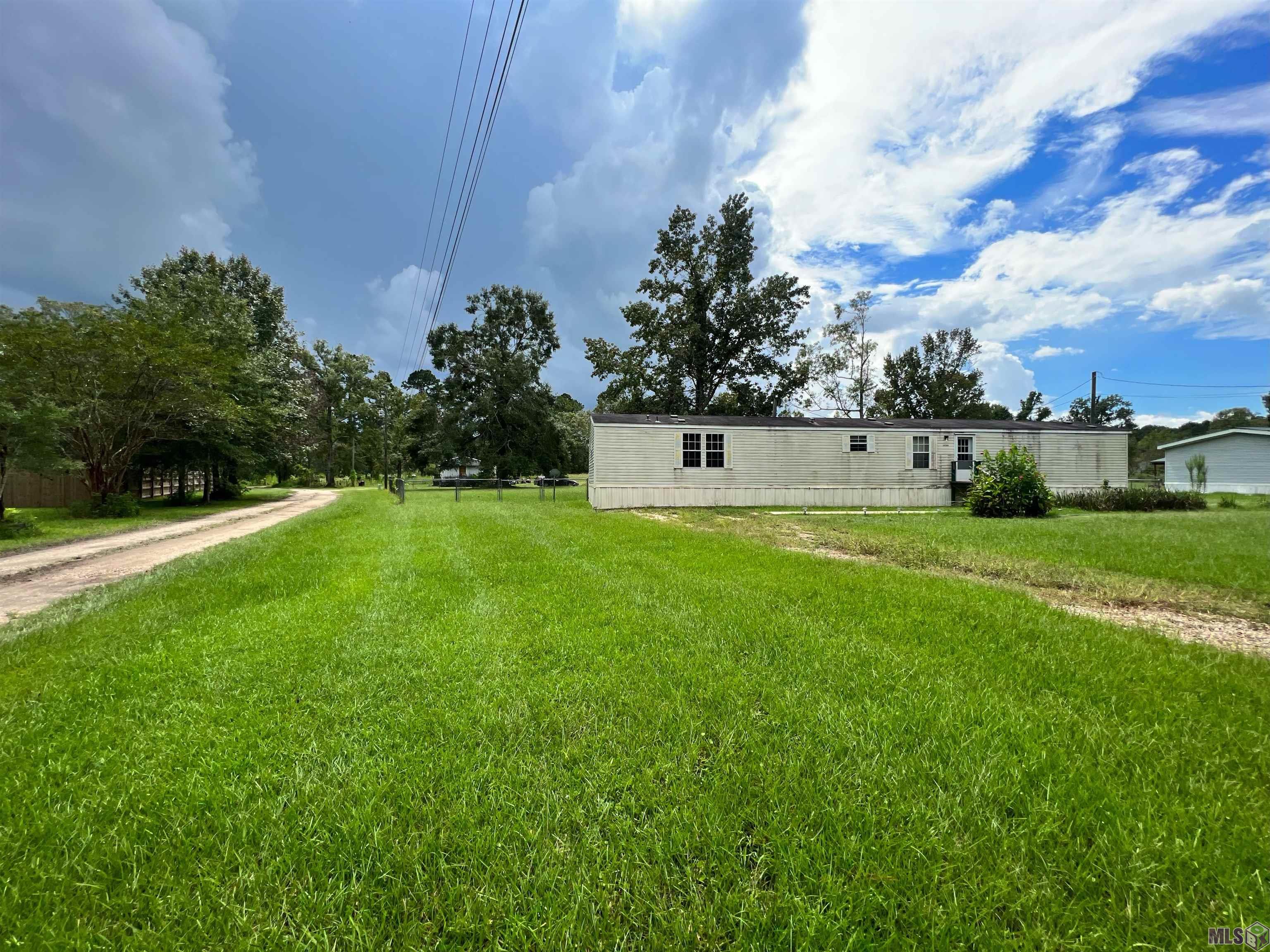 19280 Palmer Road Livingston, LA 70754 - Photo 1 of 7 Gallery Image 1