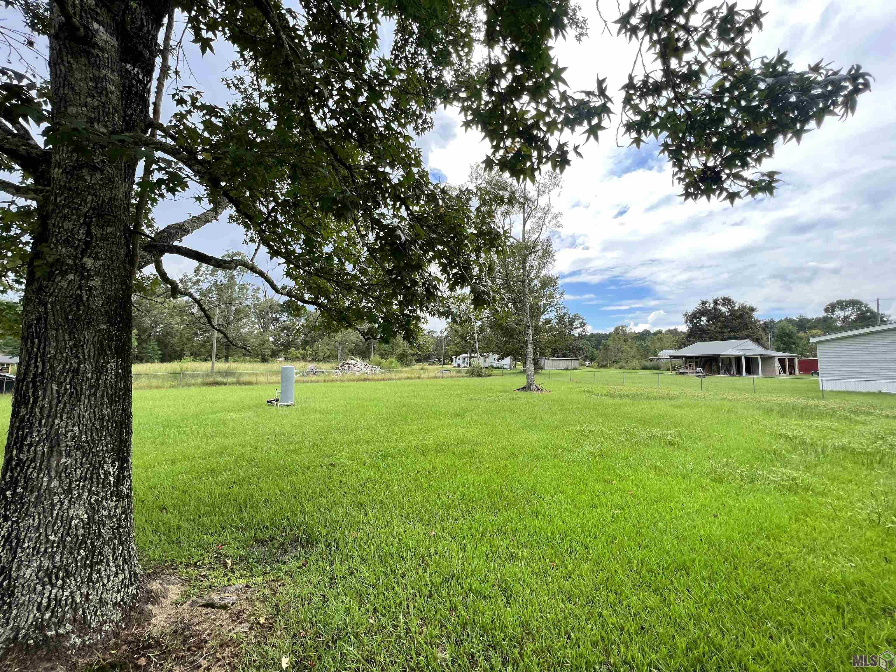 19280 Palmer Road Livingston, LA 70754 - Photo 2 of 7 Gallery Image 2